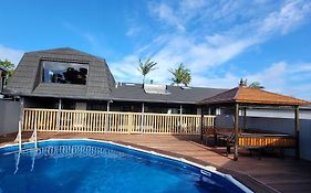 Luxury Bay Vacation Home 5 Ensuites & Pool
